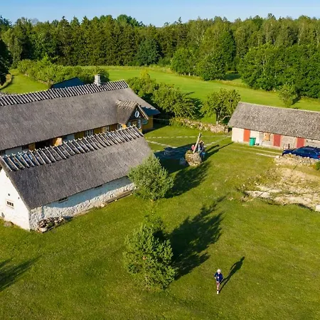 Nyaraló Kortsi-jaagu Talu Orissaare
